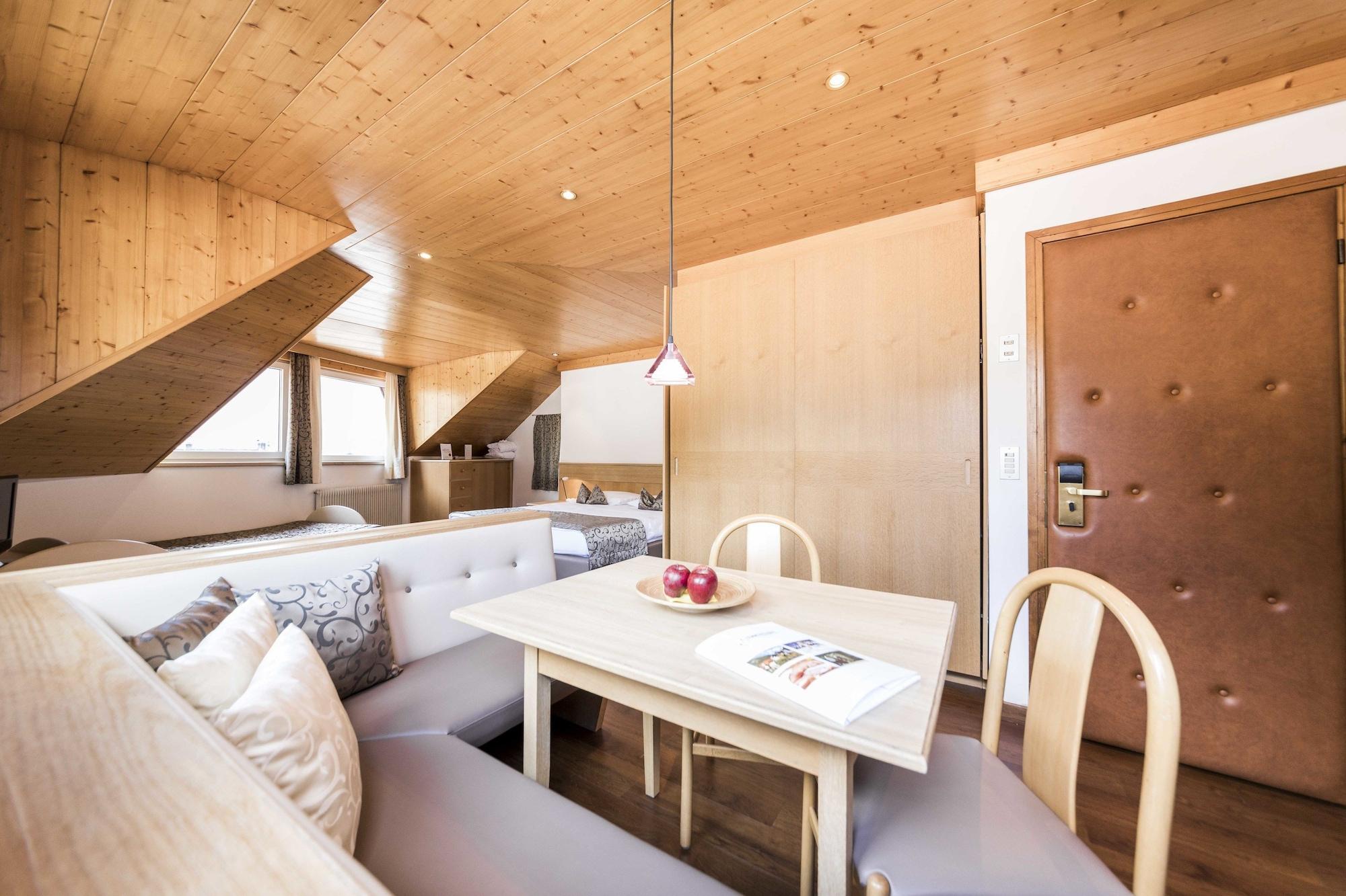 Active Hotel Ancora Predazzo Luaran gambar
