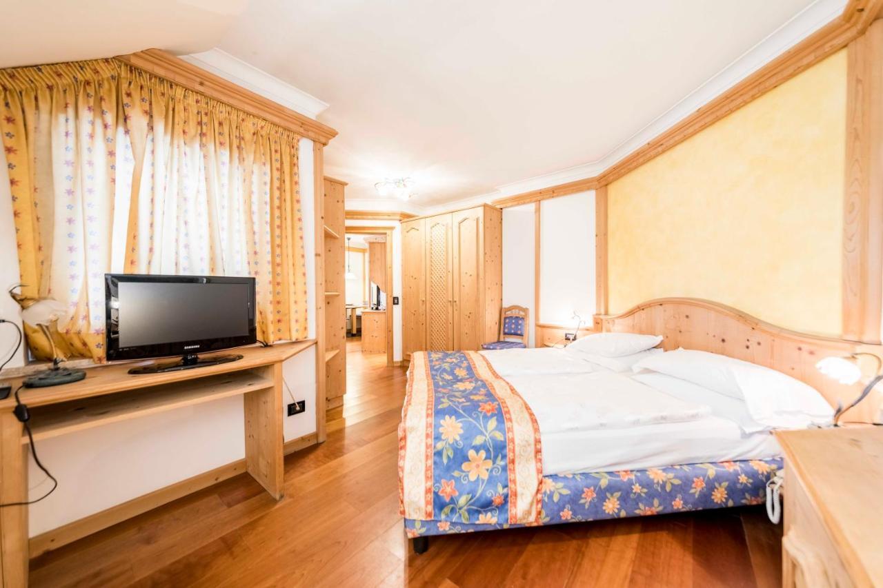 Active Hotel Ancora Predazzo Luaran gambar